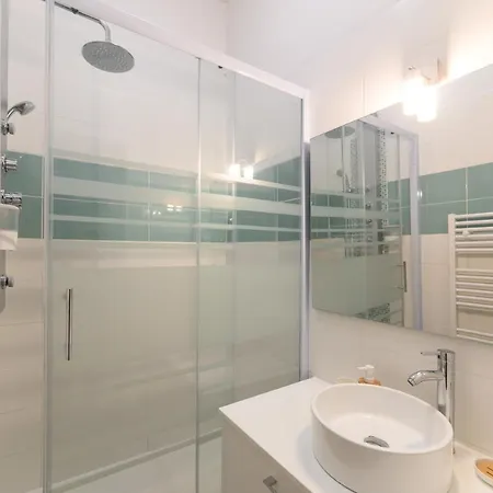 Daumier - New 2 Bdrs Flat Near La Seine Apartment Paris