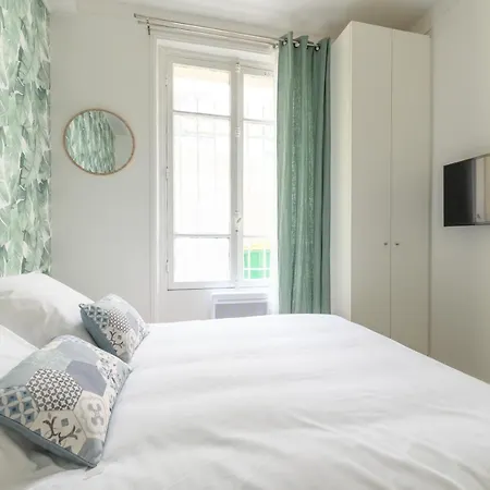 Daumier - New 2 Bdrs Flat Near La Seine Apartment Paris