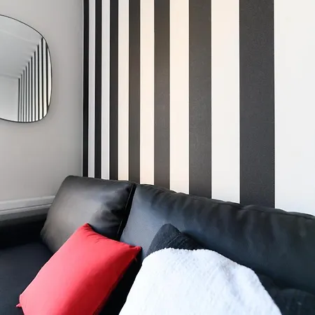 Apartment Daumier - New 2 Bdrs Flat Near La Seine *
