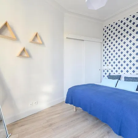 Daumier - New 2 Bdrs Flat Near La Seine Apartment Paris